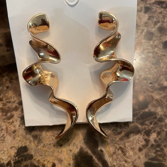 Zara Sierra Drop Gold Earrings - Picture 7 of 12